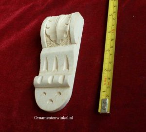 schneck console 1860 is uit de collectie