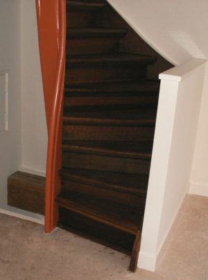 Leuning wrong Appelsteeg